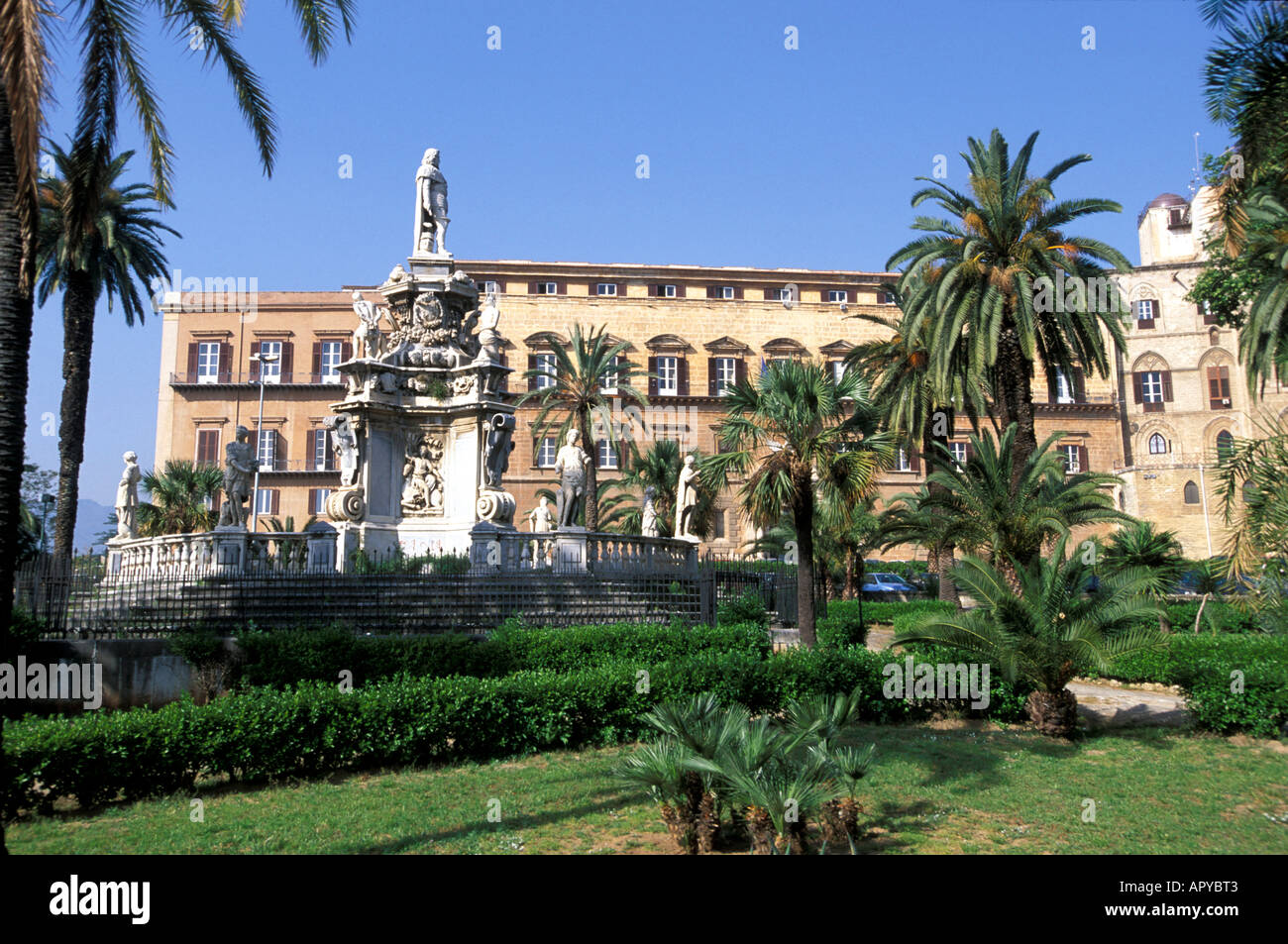 Palermo historical architecture hi-res stock photography and images - Alamy
