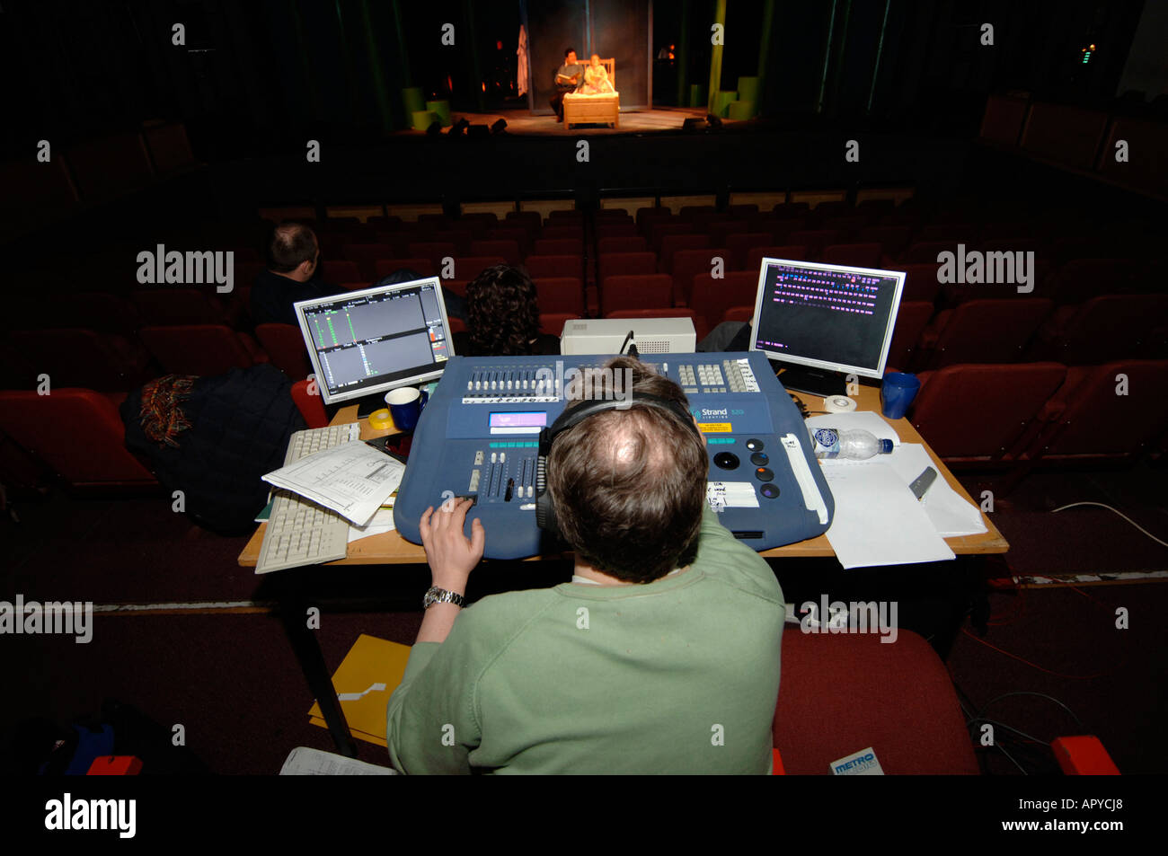 Computerised lighting hires stock photography and images Alamy