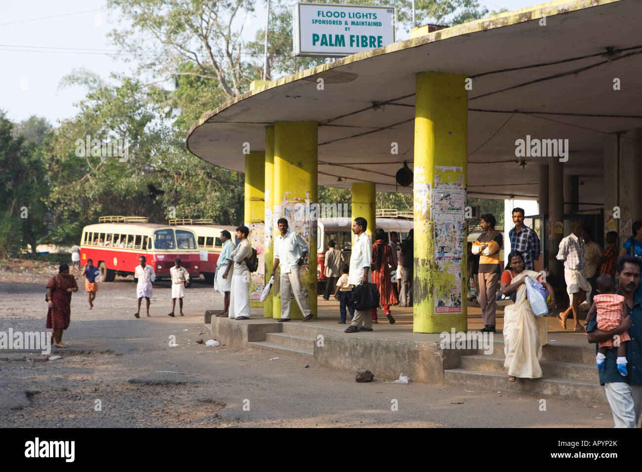 INDIA KERALA ALLEPPEY BUS STATION Stock Photo - Alamy