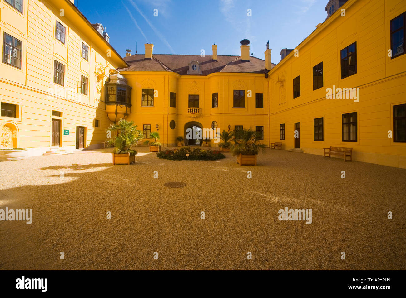 Eckartsau castle hi-res stock photography and images - Alamy