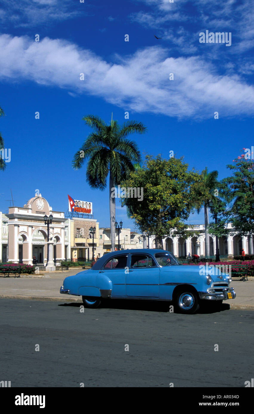 Parked car palms on hi-res stock photography and images - Alamy