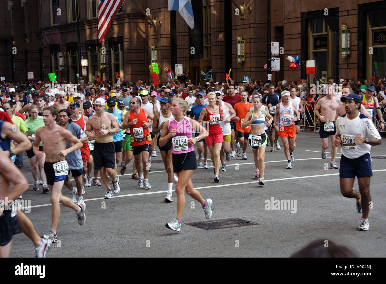 https://c8.alamy.com/comp/AR04NJ/chicago-marathon-2007-AR04NJ.jpg
