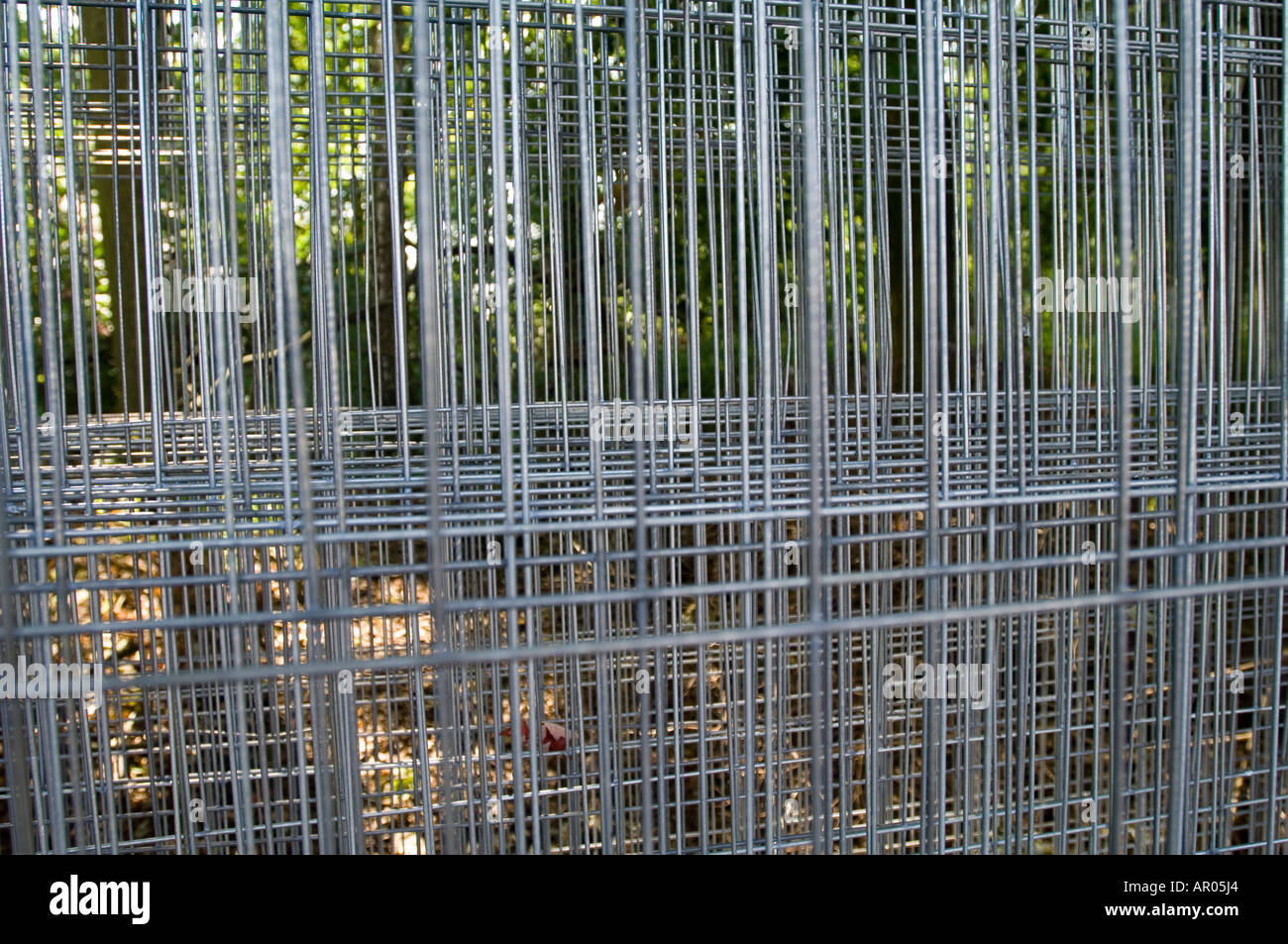 Metal fence hi-res stock photography and images - Alamy