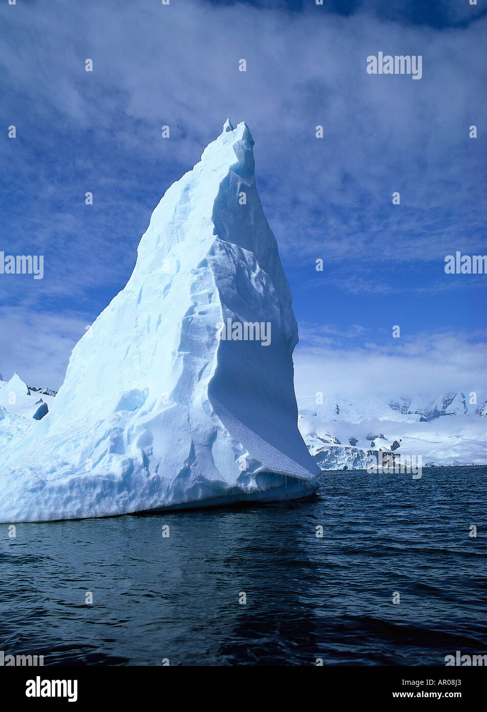 Torbogen-Eisberg, Antarktis Stock Photo