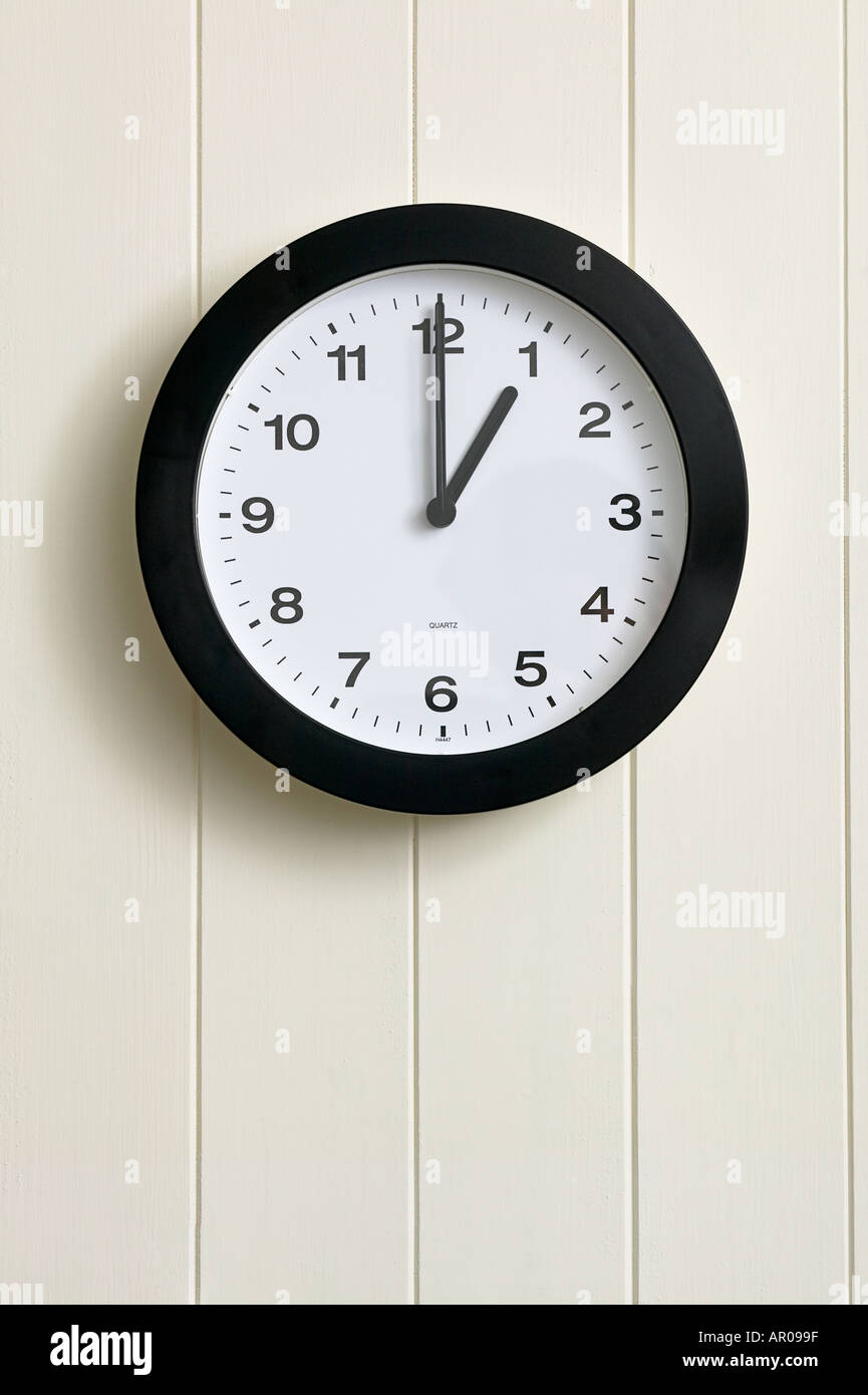 Wall Clock Showing Time At One O Clock 0100 1300 Stock Photo Alamy Wall Clock Showing Time At One O Clock 0100 1300 Stock Photo Alamy