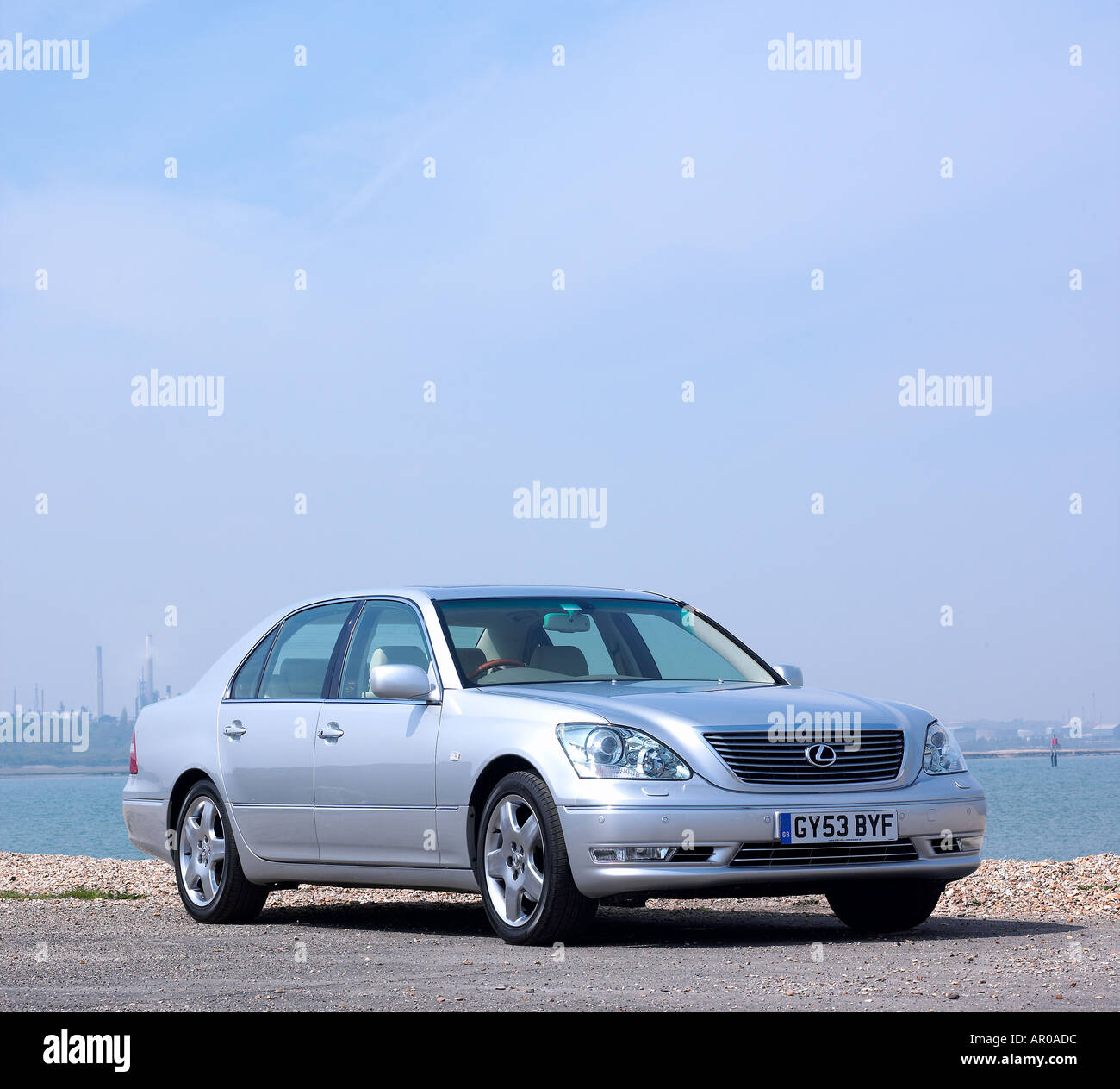2004 Lexus LS430 Stock Photo - Alamy