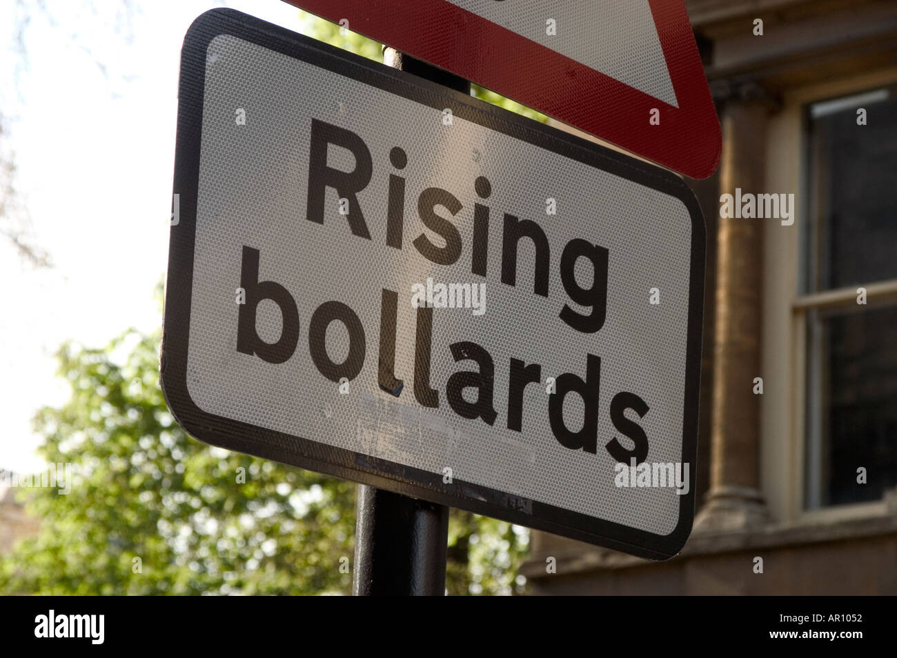 rising bollards street sign Stock Photo - Alamy