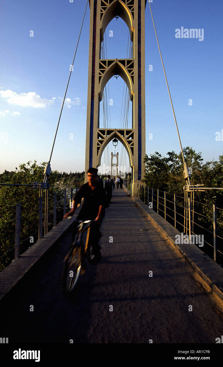 Bridge over the Euphrates in Deir ez Zor Stock Photo Alamy