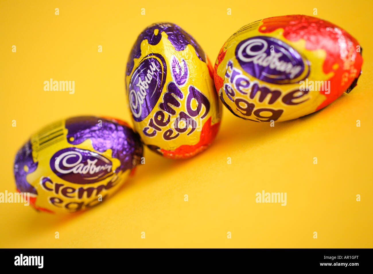 Cadbury's Creme Egg Stock Photo Alamy