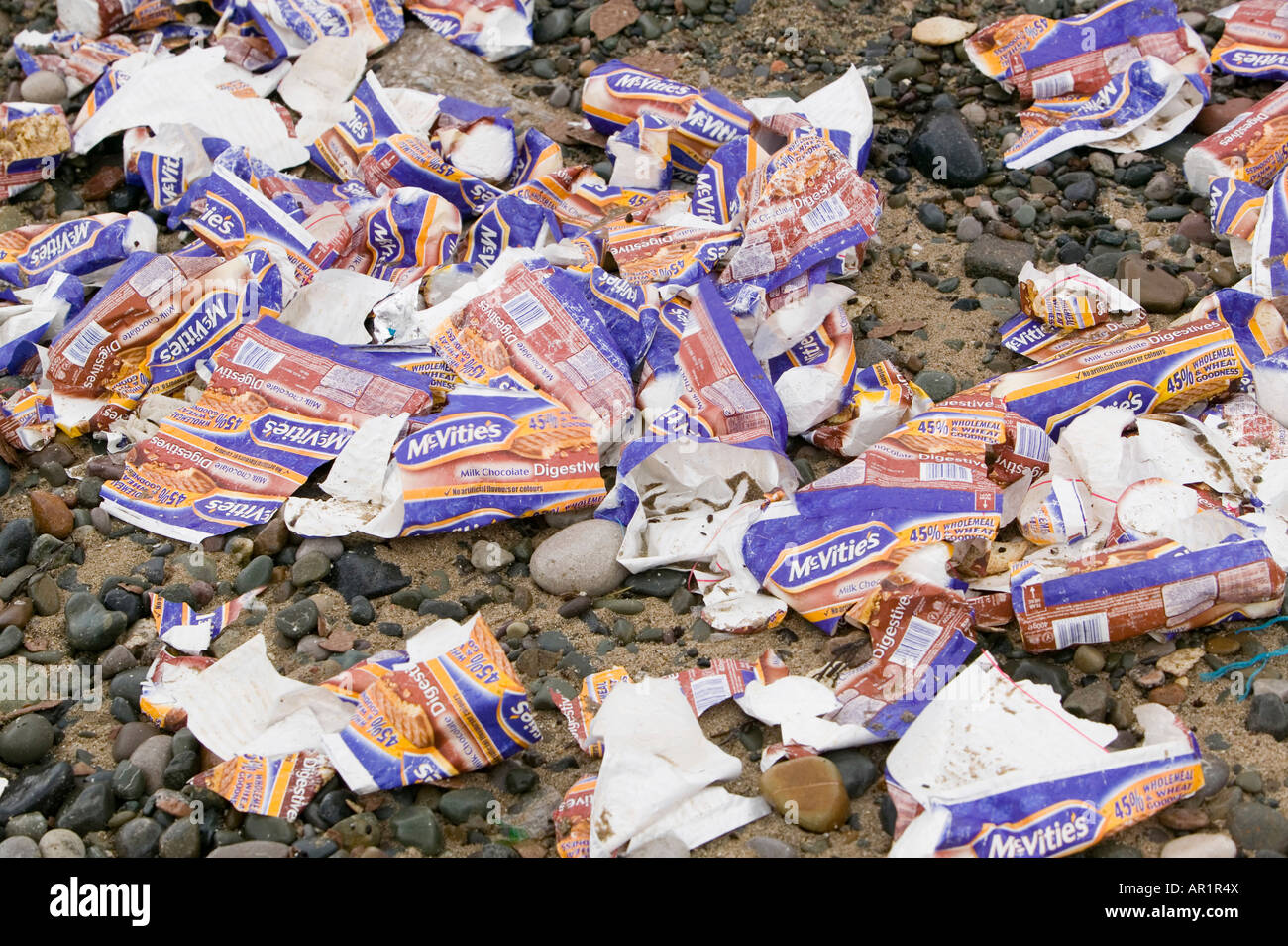 Washed Overboard Do not throw garbage overboard hi-res stock photography and images - Alamy