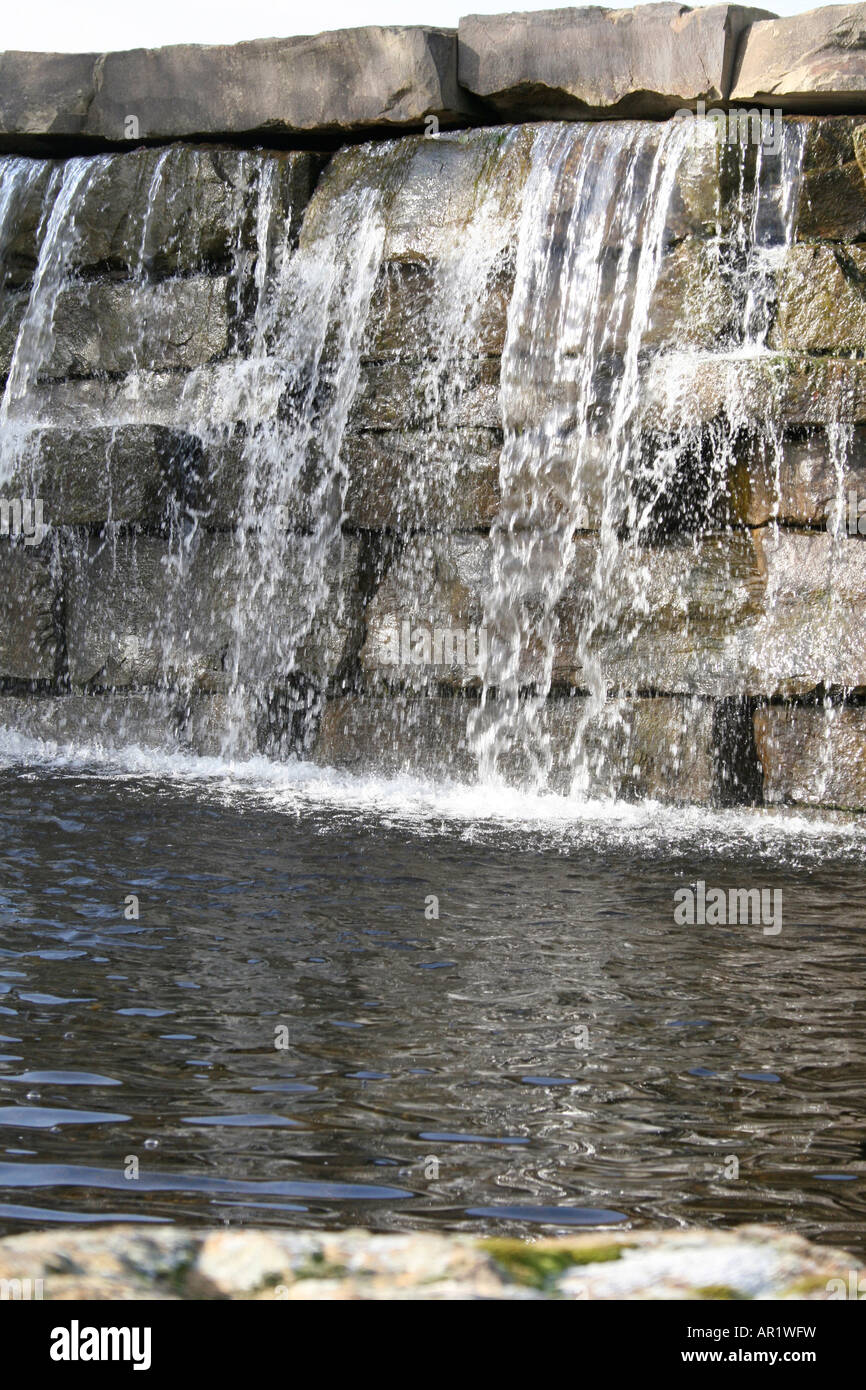 Waterfall at Oxford Business Park, Cowley Stock Photo Alamy