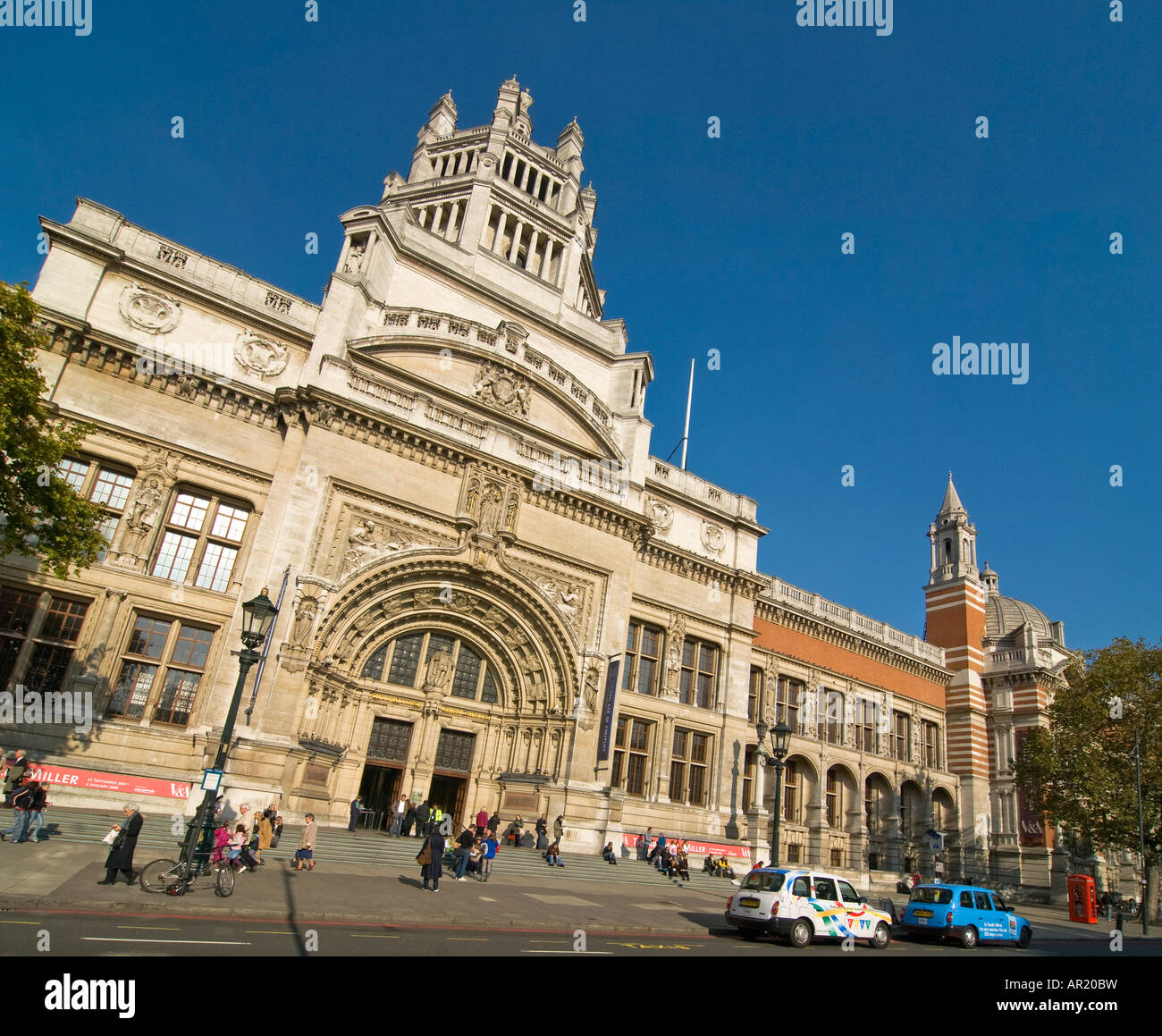 Grand Entrance to the Victoria and Albert Museum aka the V&A at South  Kensington, London Stock Photo - Alamy