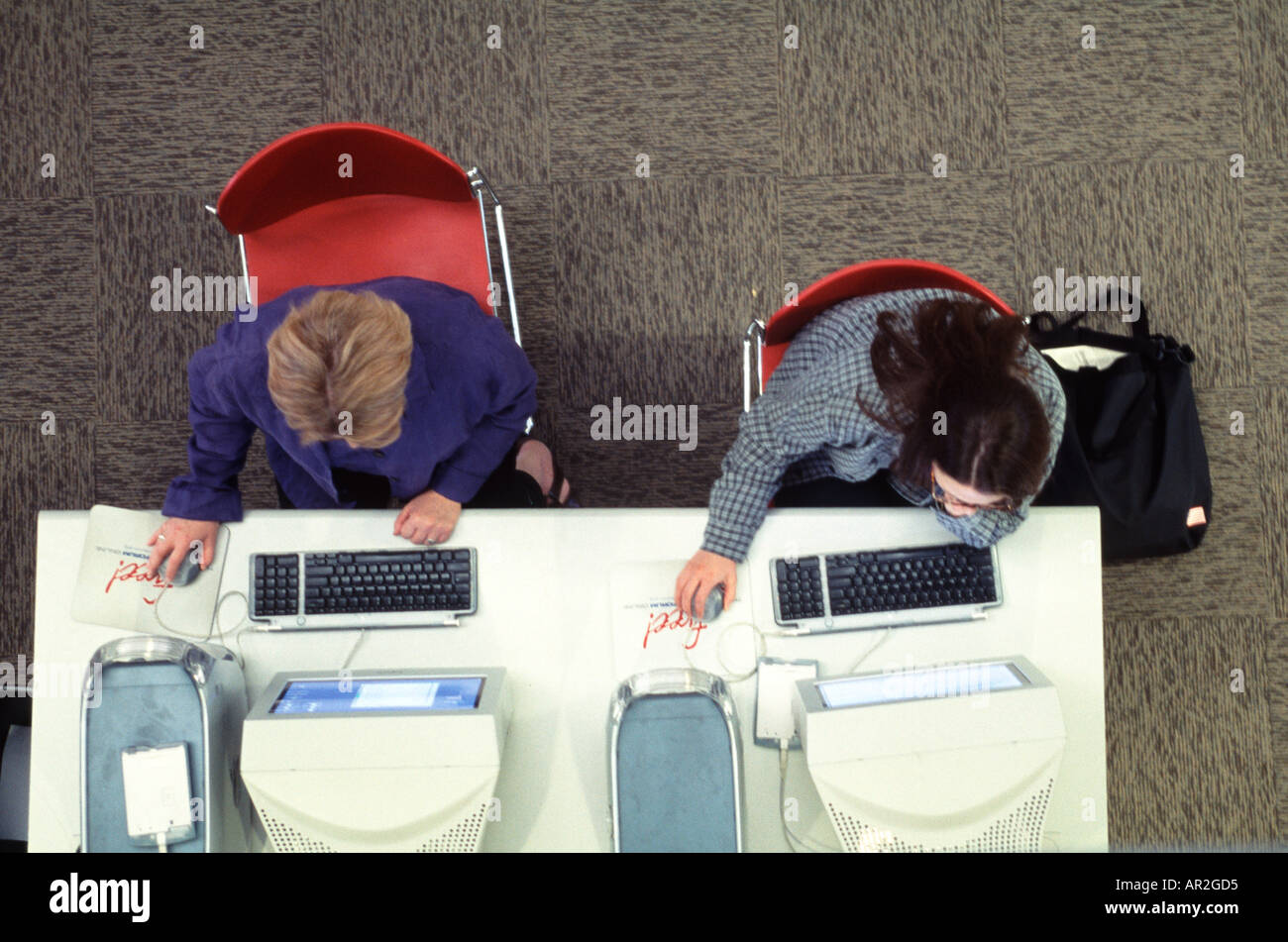 College students in graphic design class at the computers. University of Nebraska at Lincoln, USA. Stock Photo