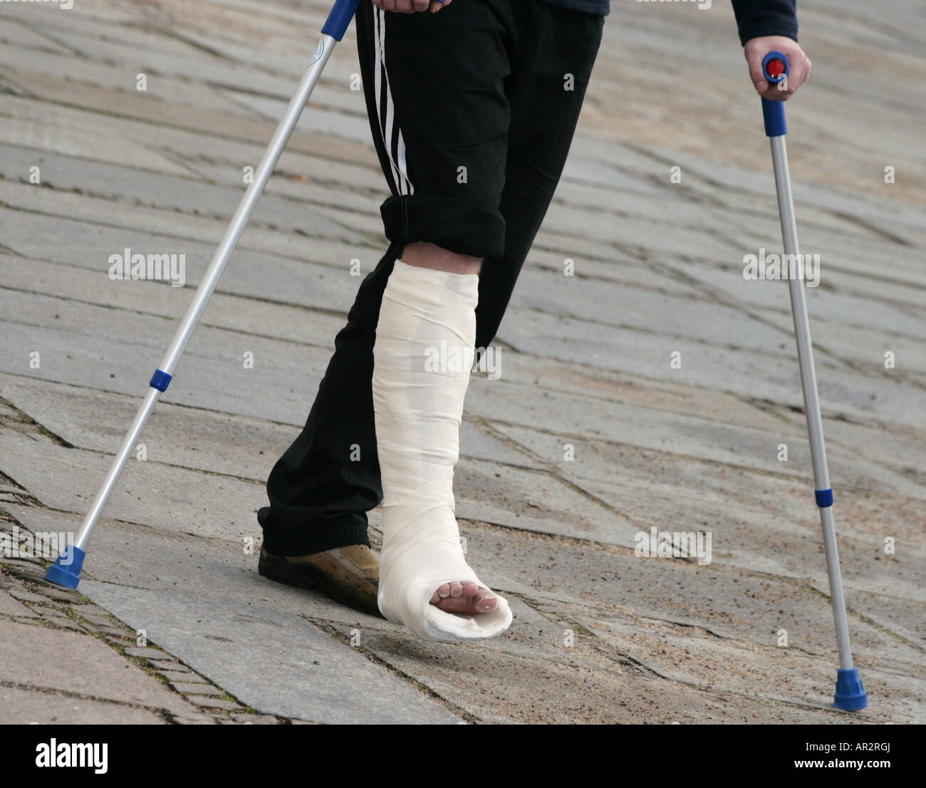 Leg Cast Crutches