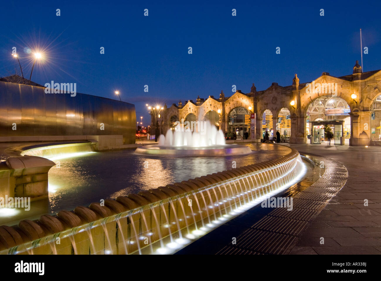 Water Feature Outside Rail Station Sheffield UK Stock Photo