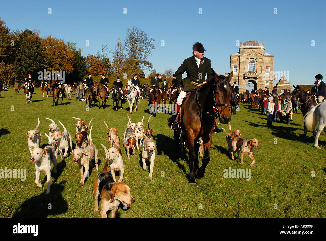 beaufort hunt opening meet of the year 2006 at worcester lodge didmarton Stock Photo