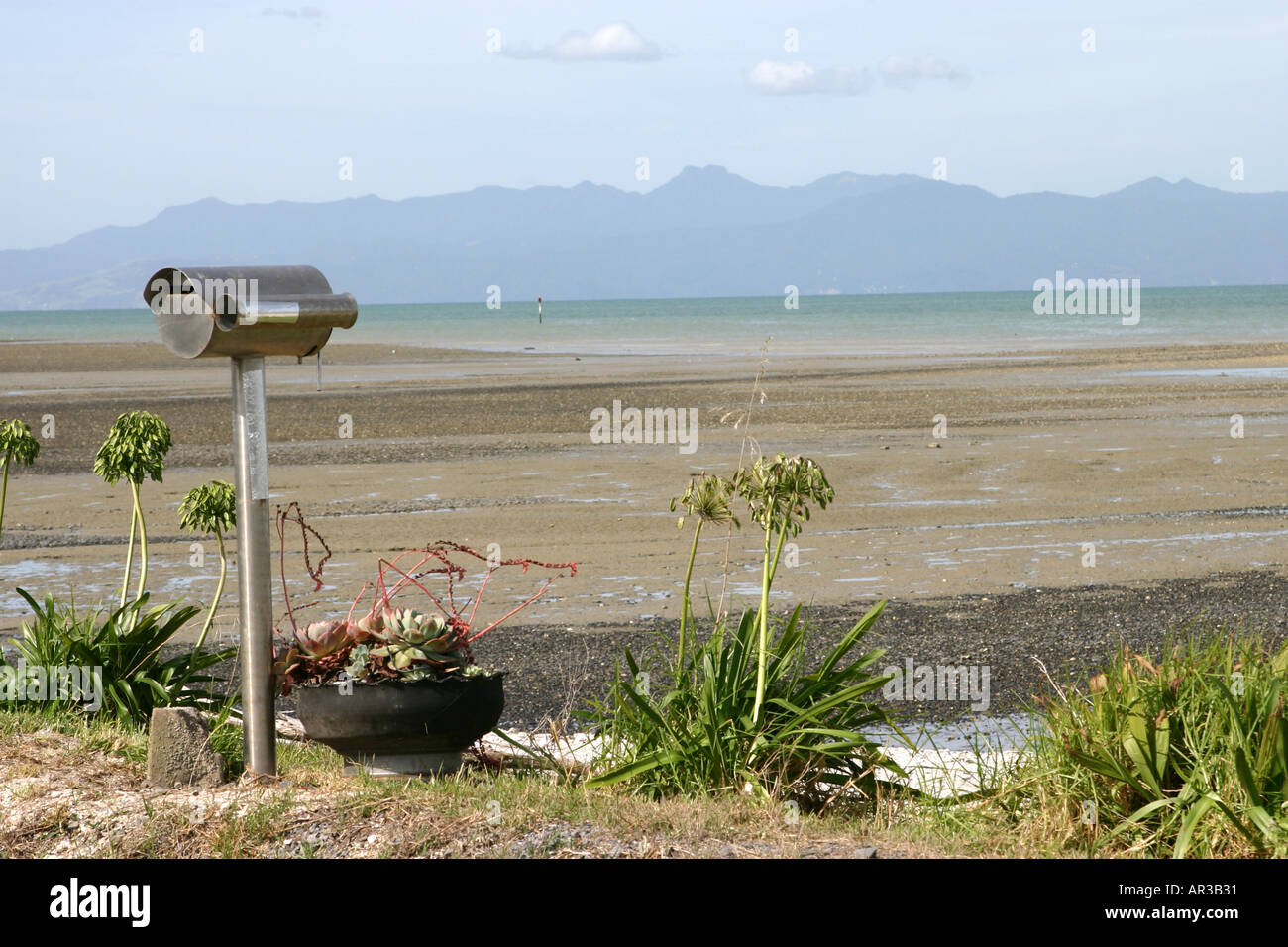 New zealand mailbox roadside hires stock photography and images Alamy