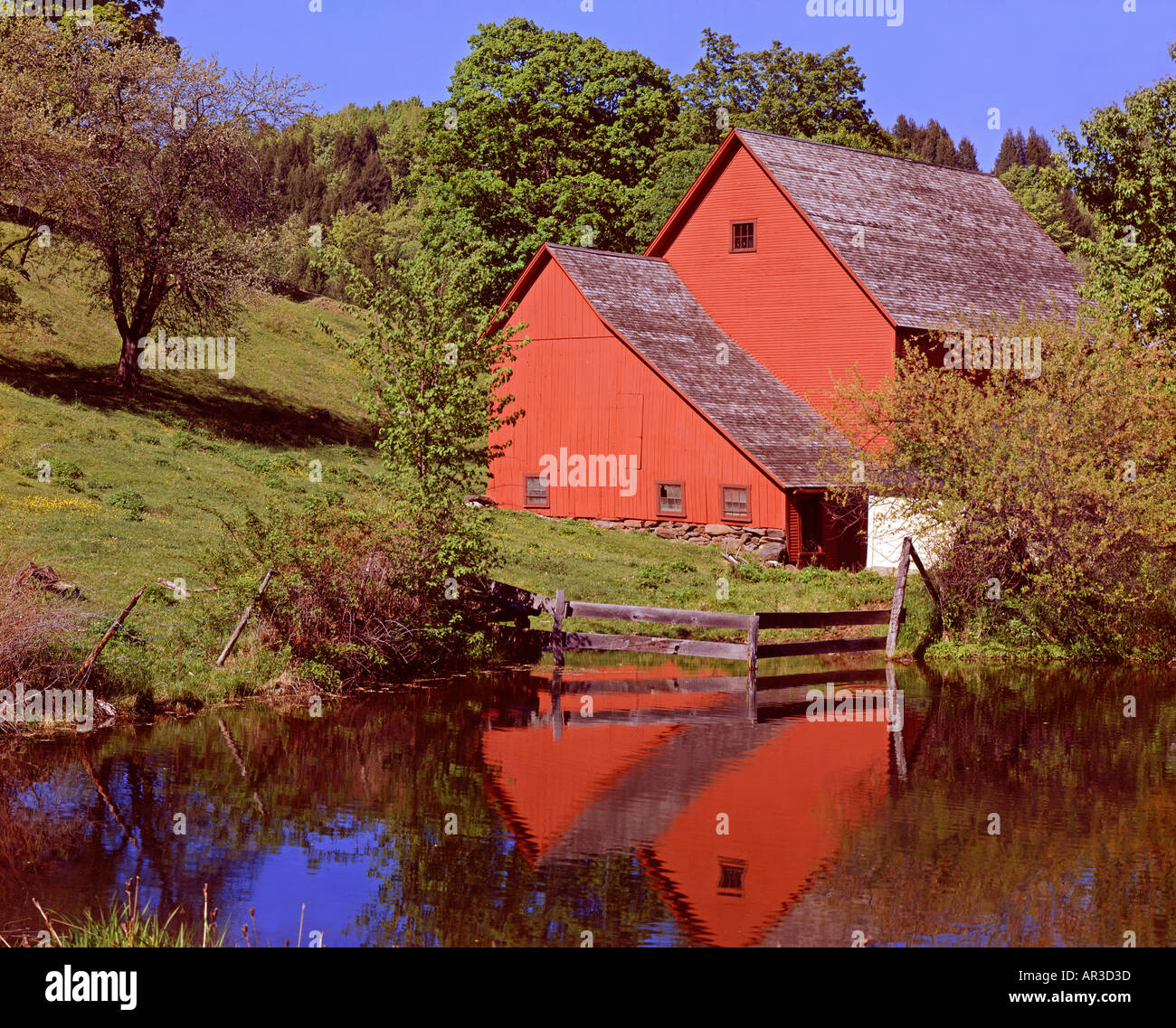 Pomfret vermont hires stock photography and images Alamy