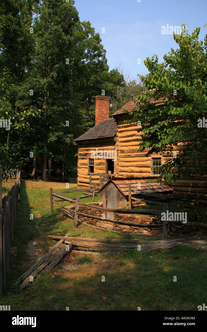 1800's Farm House, Virginia’s Explore Park, Blue Ridge Parkway, Roanoke, Virginia, USA Stock Photo