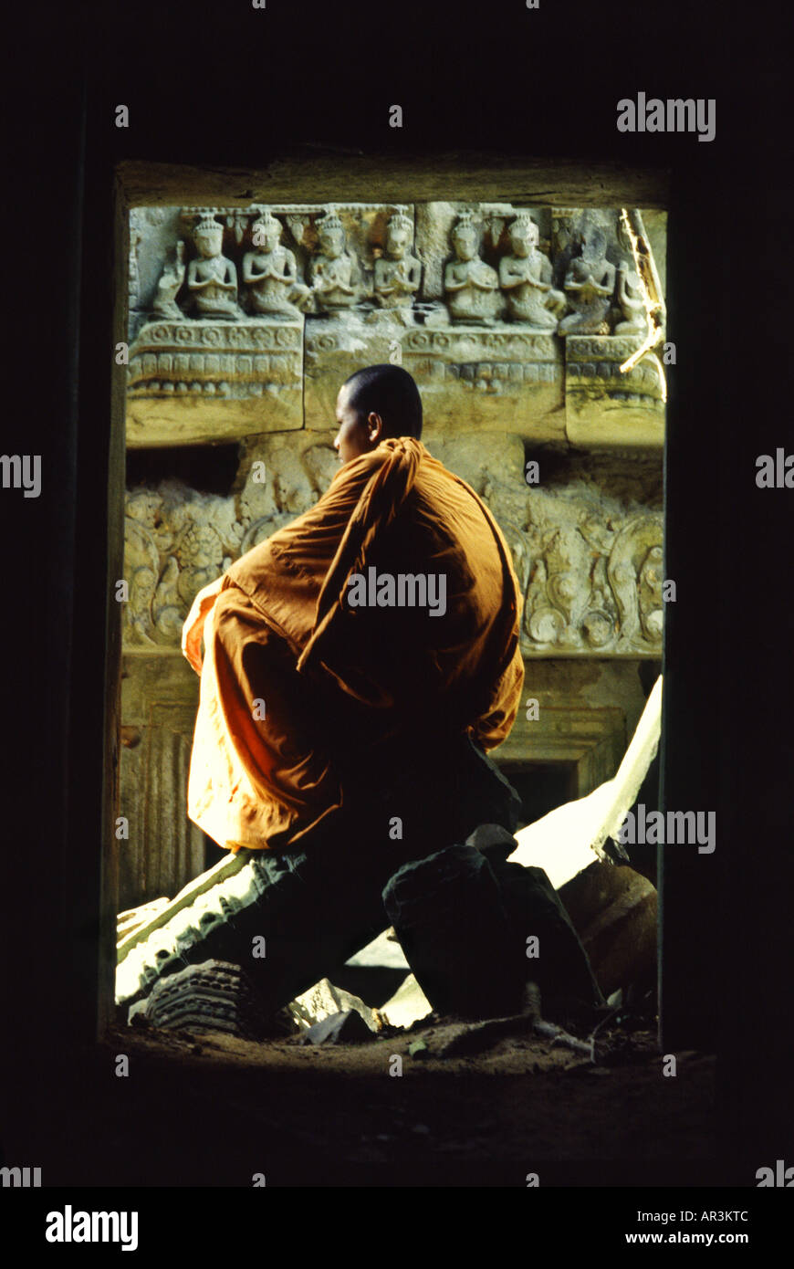Monk in Ta Prom temple, Angkor, Siem Raep Cambodia, Asia Stock Photo