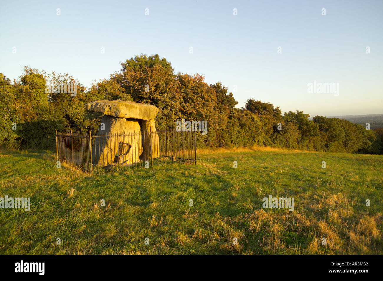Kits Coty Hoo House Remains of a Neolithic Chambered Long Barrow Near Aylesford Kent This is part of the Medway megaliths Stock Photo