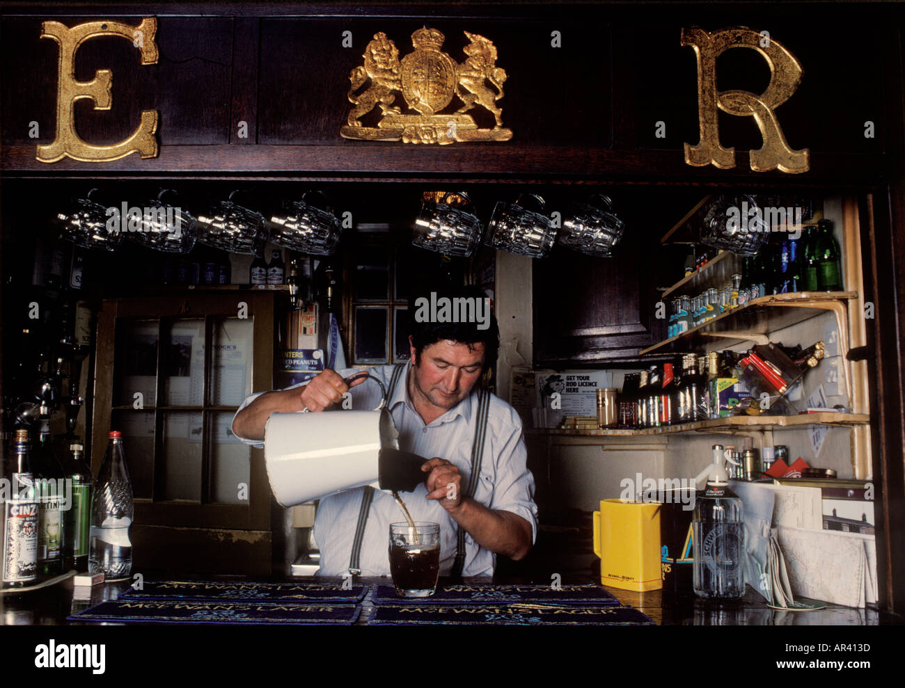 Falcon inn arncliffe hi-res stock photography and images - Alamy