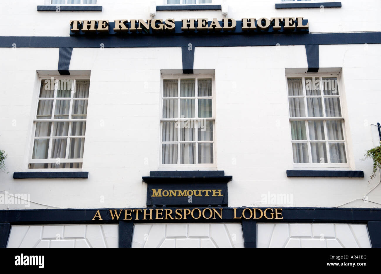 Dating monmouthshire cribs