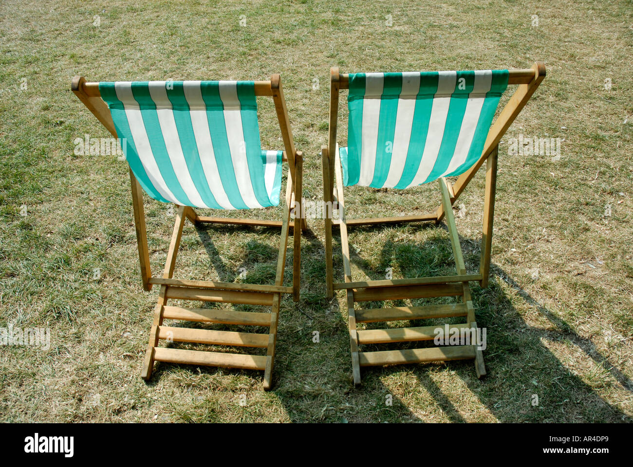 Deckchairs in Green Park London Stock Photo Alamy