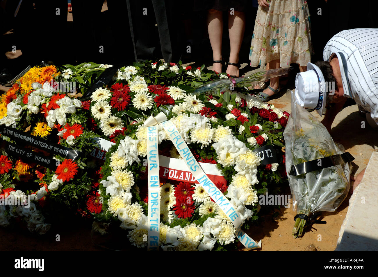 Dignitaries attend hires stock photography and images Alamy