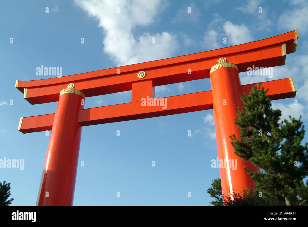Heian Shrine torii gate Kyoto Japan Stock Photo - Alamy