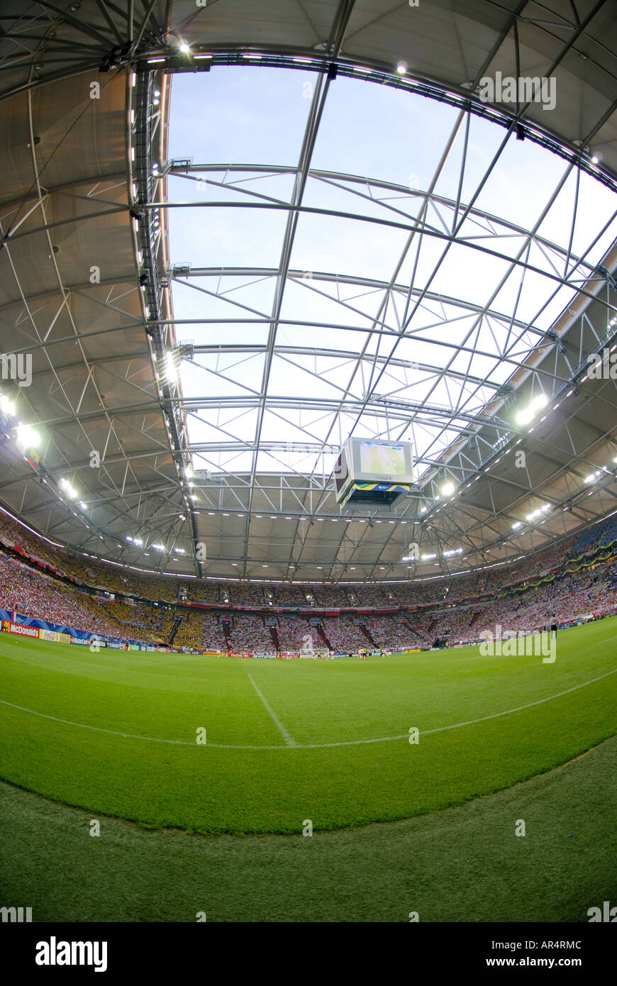 UEFA Champions League on X: 🏟️ Arena AufSchalke 😍 😮 Schalke