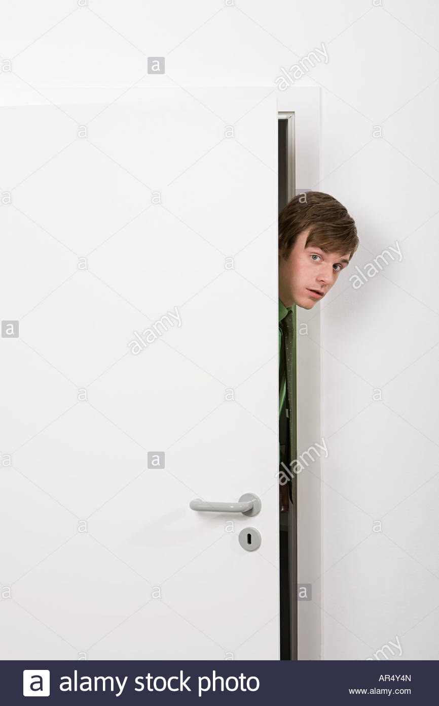 peek out peek out