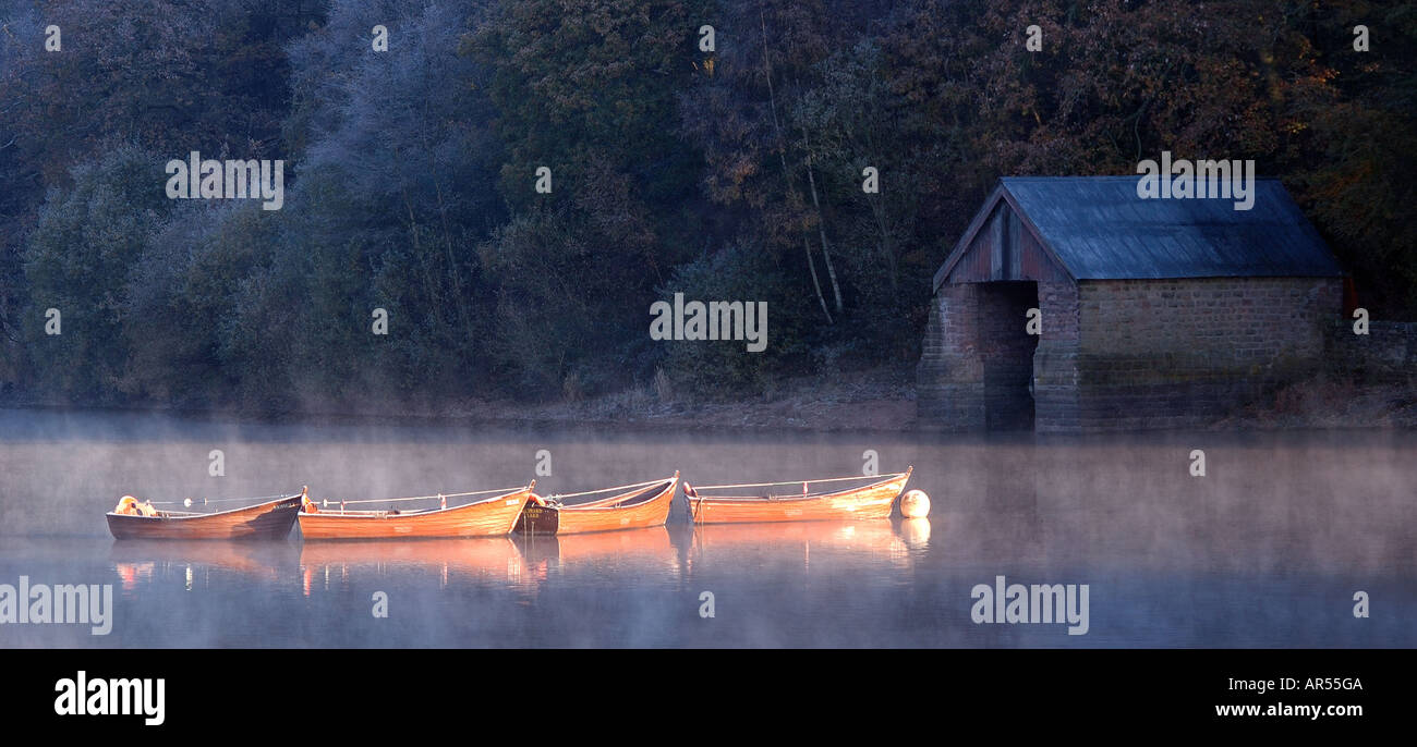 Boat House Rudyard Lake Stock Photo Alamy