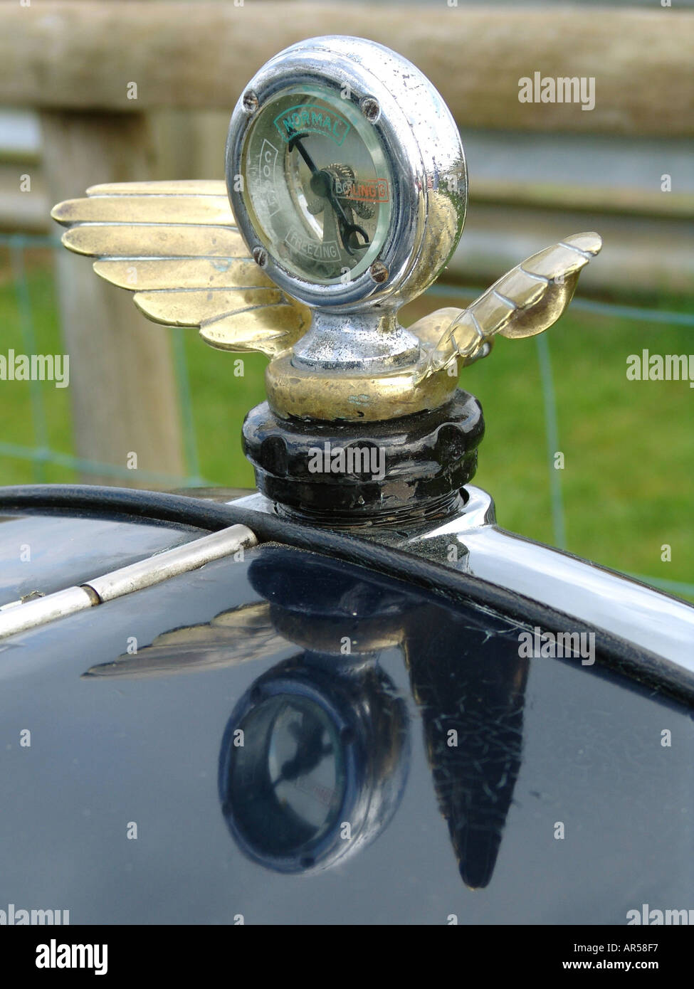 Classic car radiator temperature gauge hi-res stock photography and ...