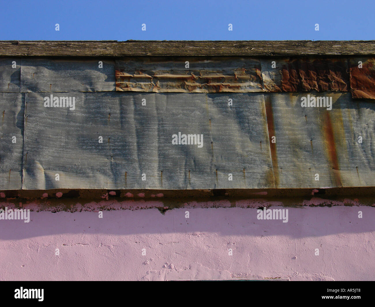 Rusty tin hut Stock Photo