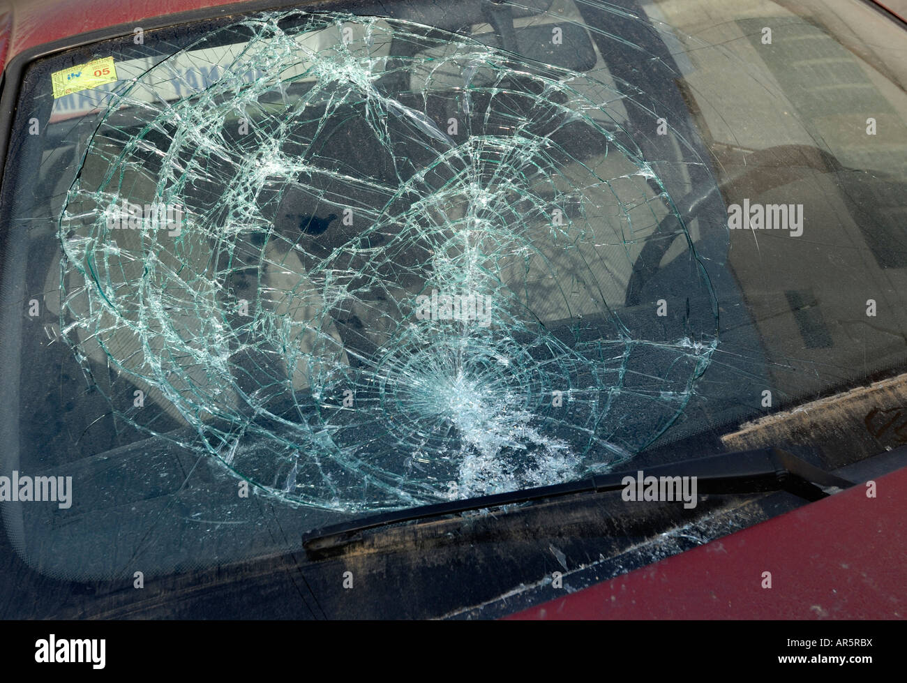 BROKEN WINDSHIELD AFTER CAR ACCIDENT Stock Photo Alamy