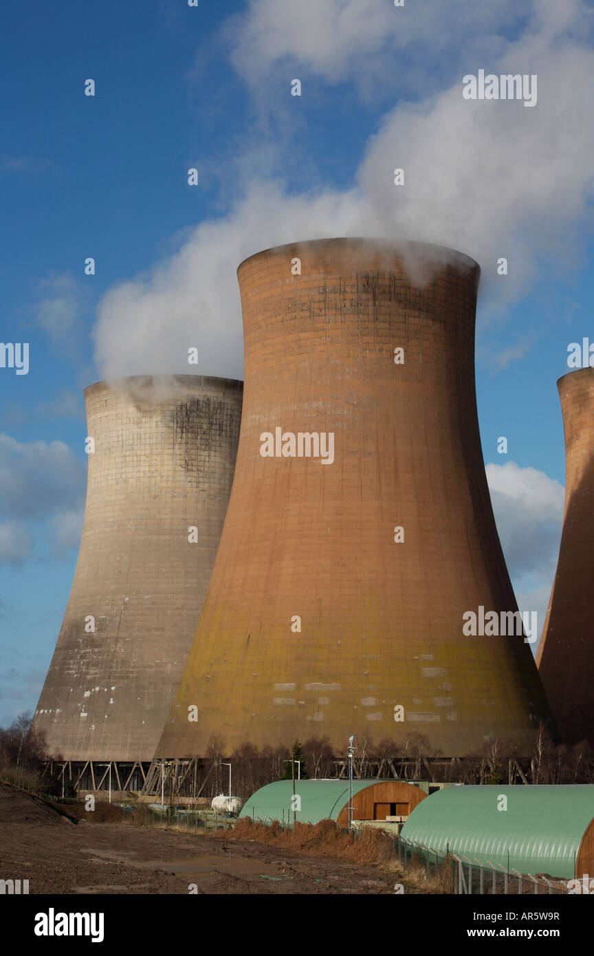Power Station Cooling Towers At Rugeley Power Station Staffordshire England Uk Stock Photo Alamy