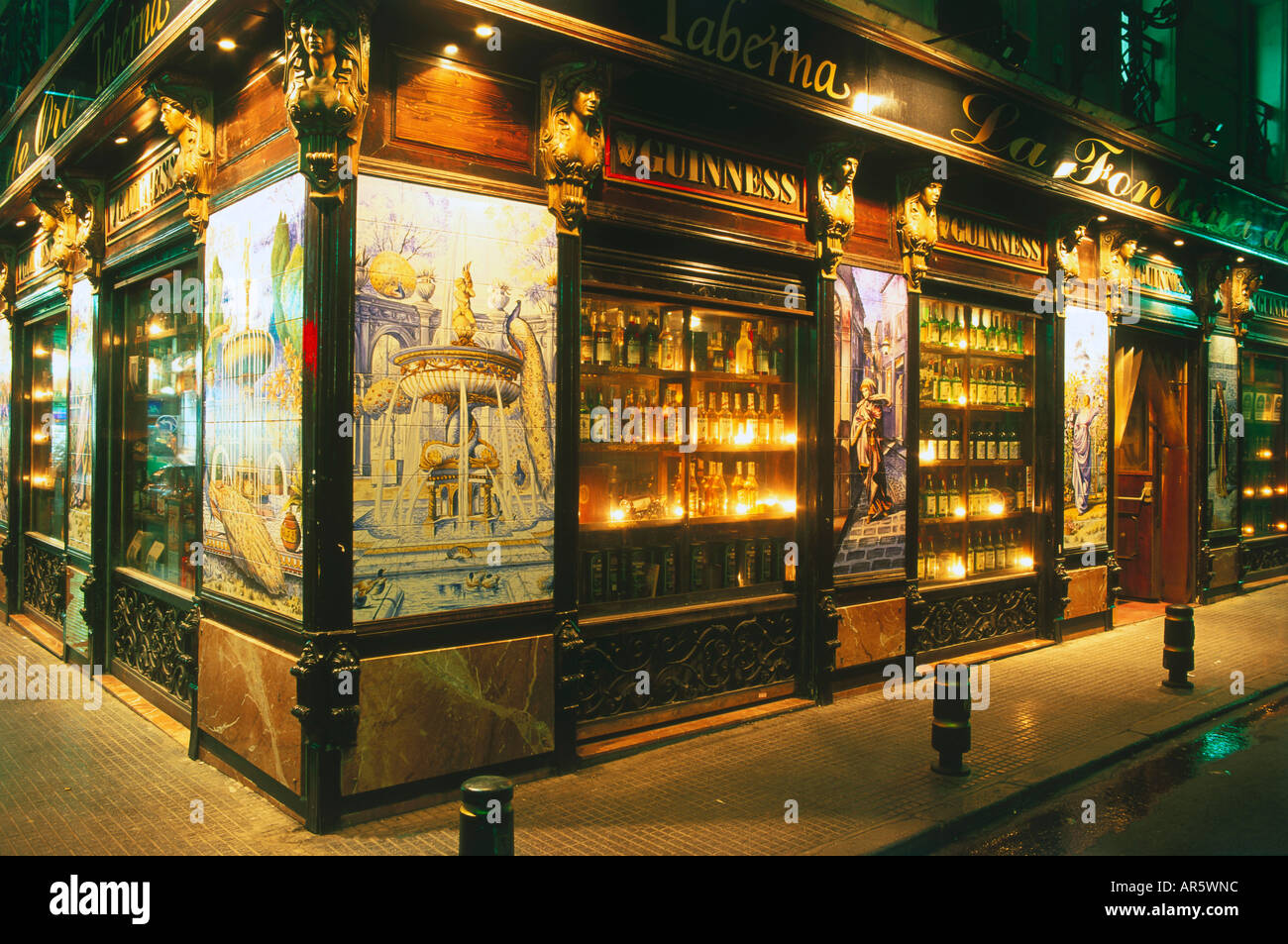 Tavern, pub, La Fontana de Oro, Victoria near Puerta del Sol, Madrid, Castile, Spain Stock Photo