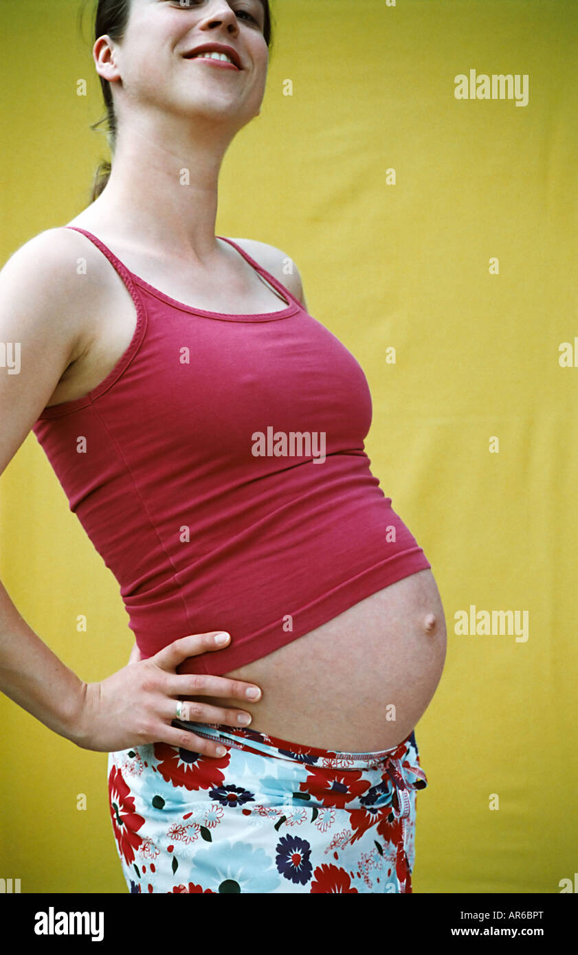 portrait-of-a-pregnant-woman-stock-photo-alamy