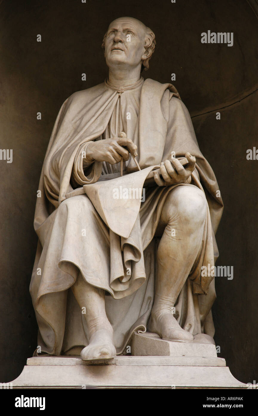 Statue of Filippo Brunelleschi designed  dome of  Duomo Santa Maria del Fiore in Piazza del Duomo Florence Italy Stock Photo