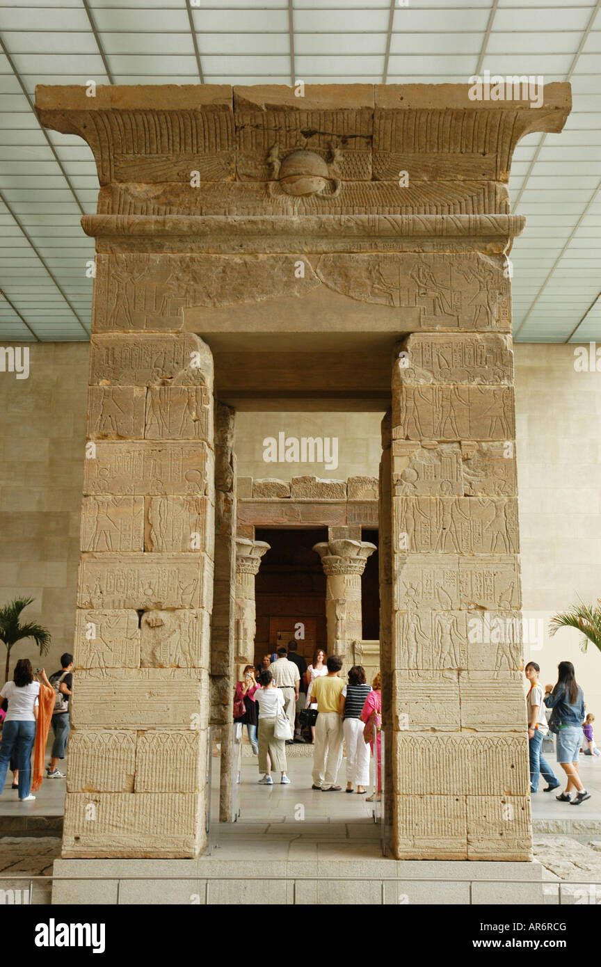 Temple of Dendur Metropolitan Museum New York USA Stock Photo Alamy