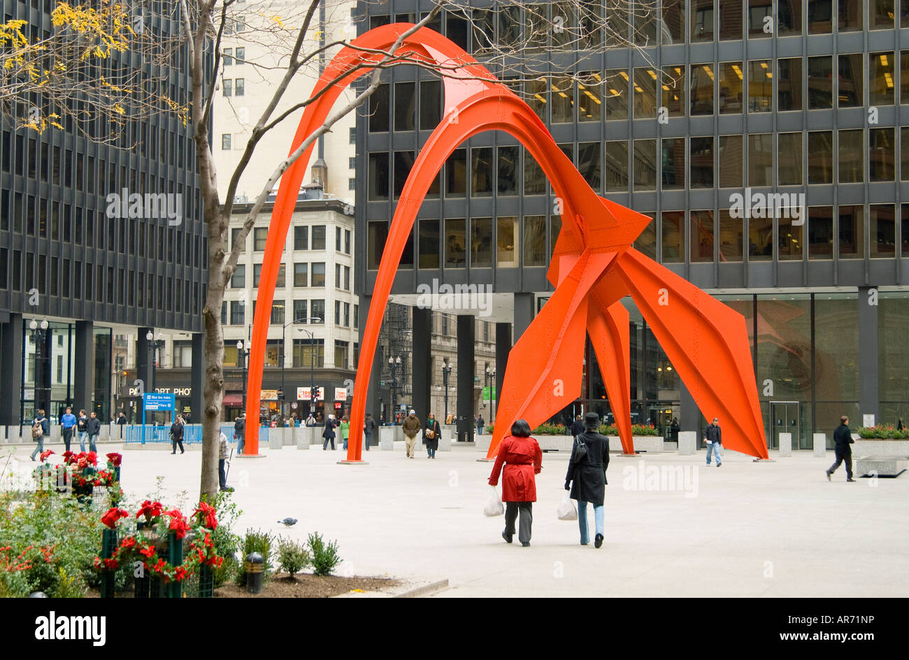 Chicago Calder Sculpture Flamingo Stock Photo Alamy