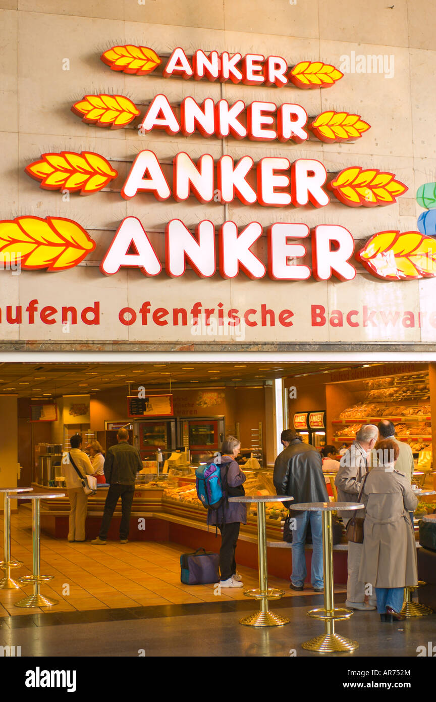 Vienna austria anker bakery shop hi-res stock photography and images - Alamy