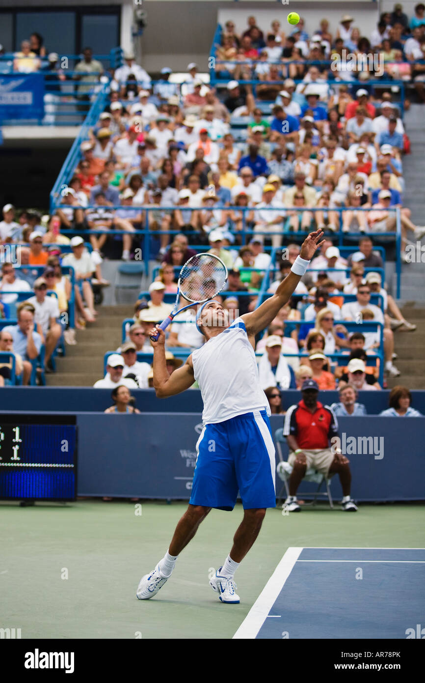 James blake hi-res stock photography and images - Alamy
