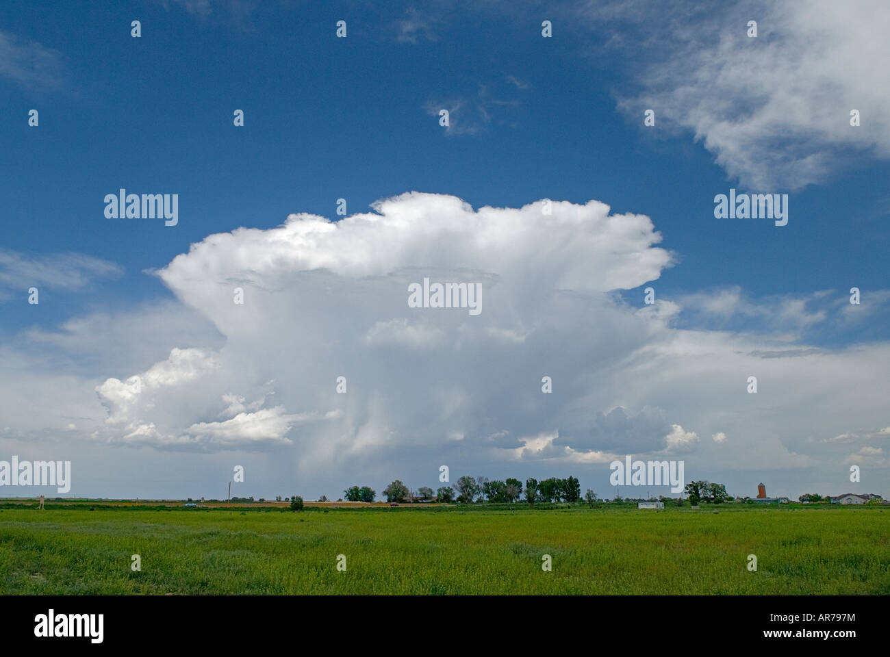Weather sunny day summer hi-res stock photography and images - Alamy