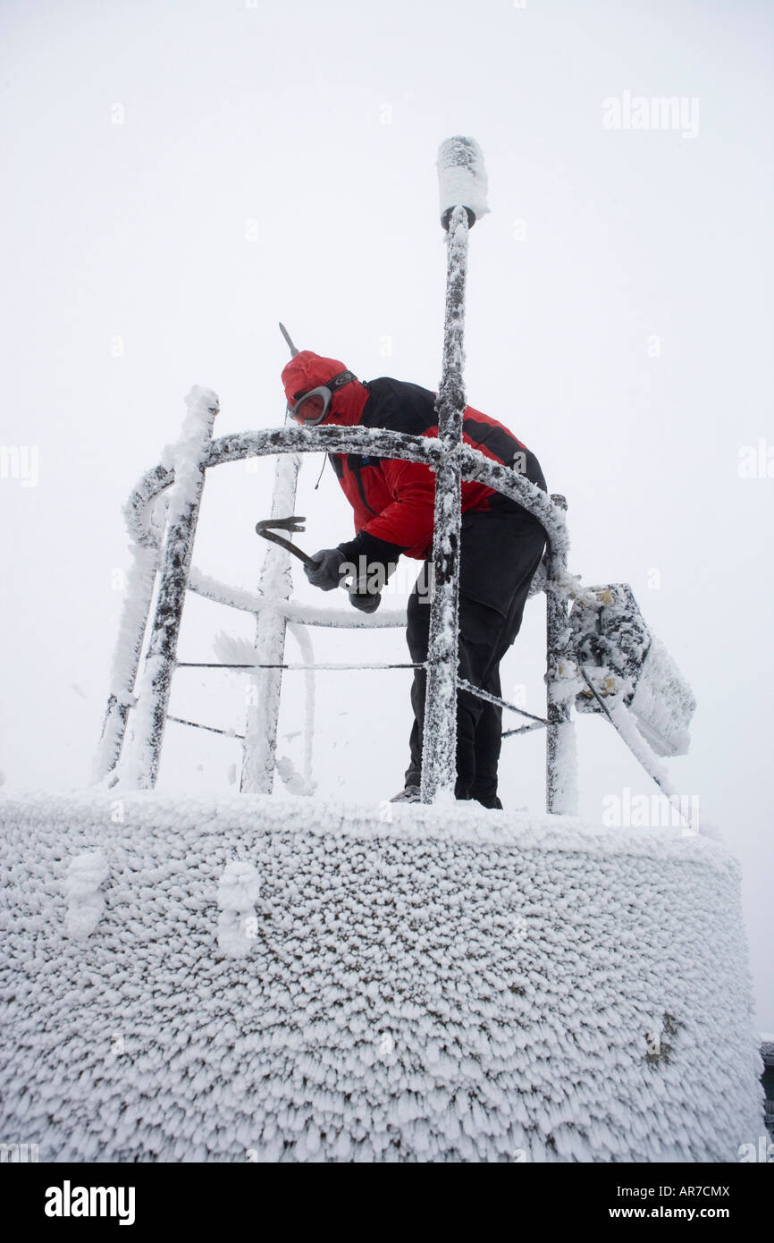 Mount washington observatory winter hi-res stock photography and images ...