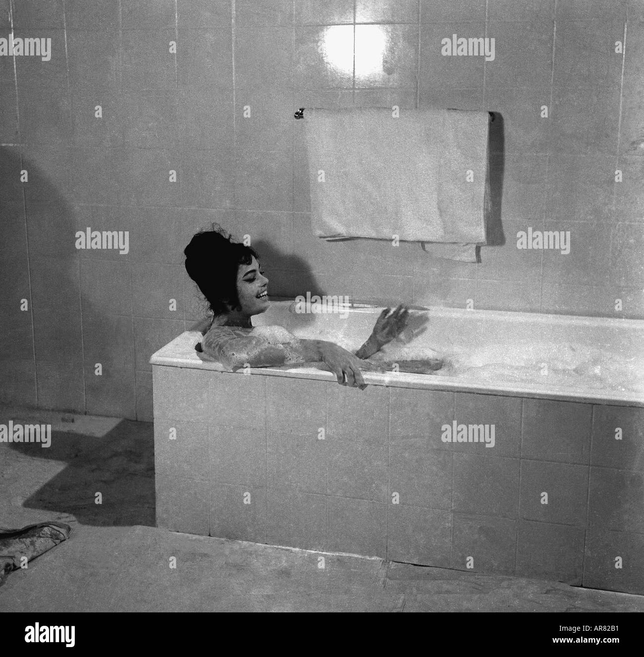 Mumtaz Indian film actress, bathing in a tub,  India Stock Photo