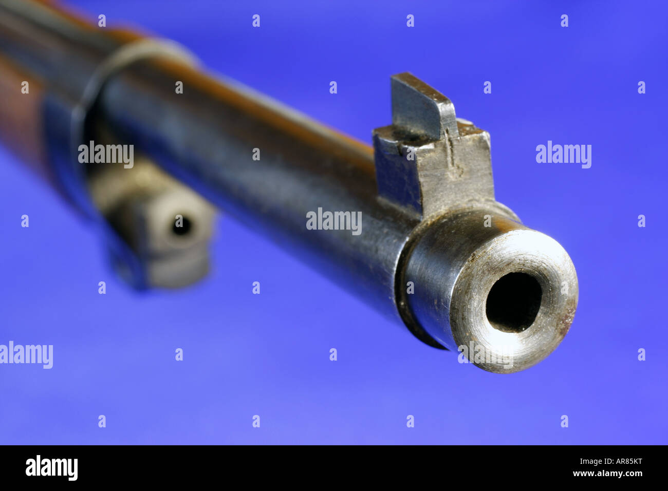 Rifle barrel hi-res stock photography and images - Alamy