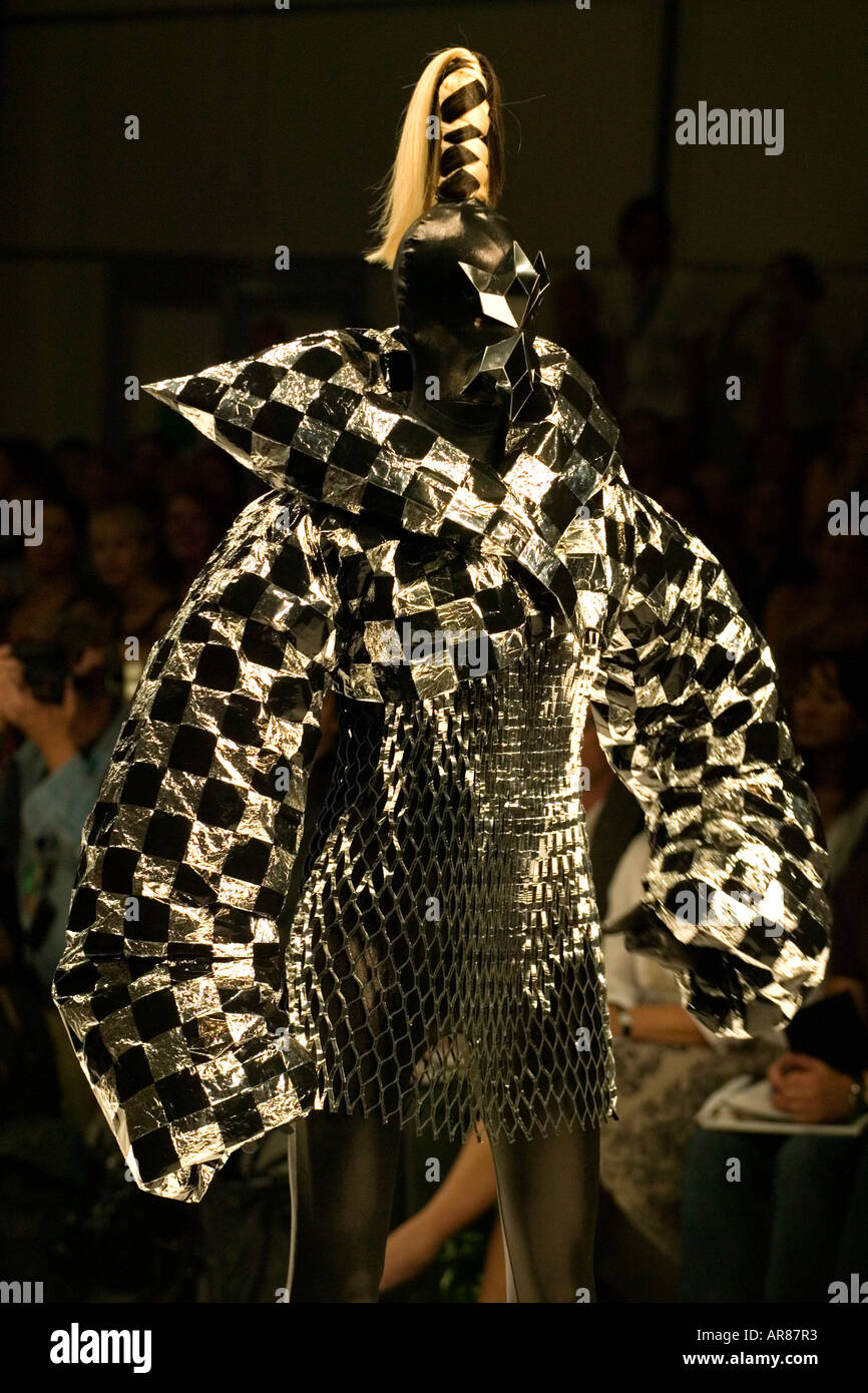 Spring Summer 2007 collection of conceptualist designer Gareth Pugh at London Fashion Week in September 2006 Stock Photo
