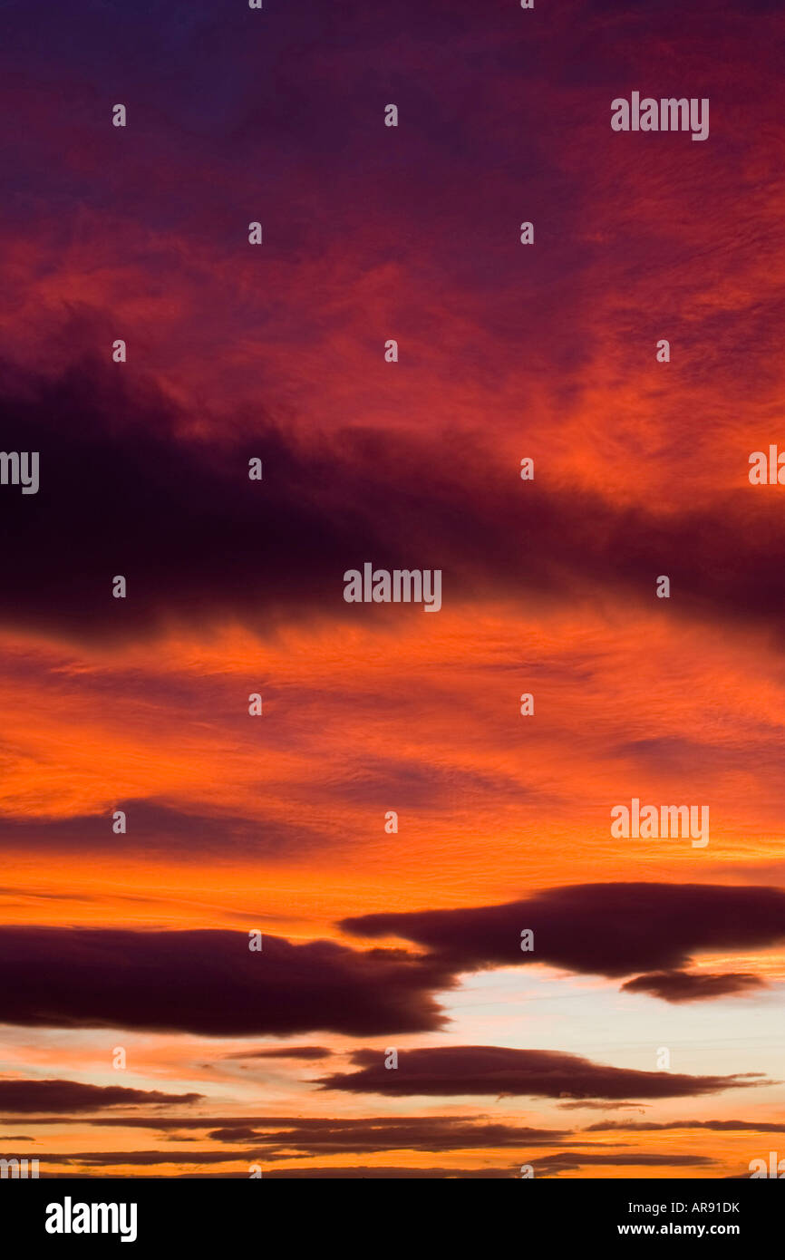Seasons happy color sunset hi-res stock photography and images - Alamy